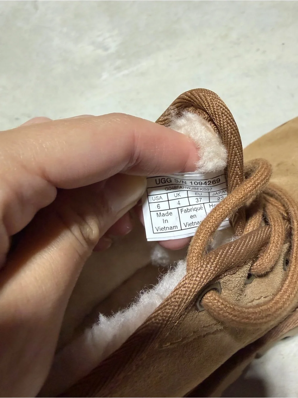 UGG neumel Boots Chestnut 6 fur lined